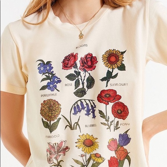 Urban Outfitters Tops - urban outfitters floral tee